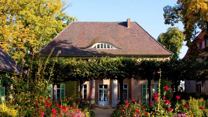 Foto: Die Max Liebermann-Villa in der Außenansicht an einem Sommertag